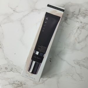 Becca ever priming..